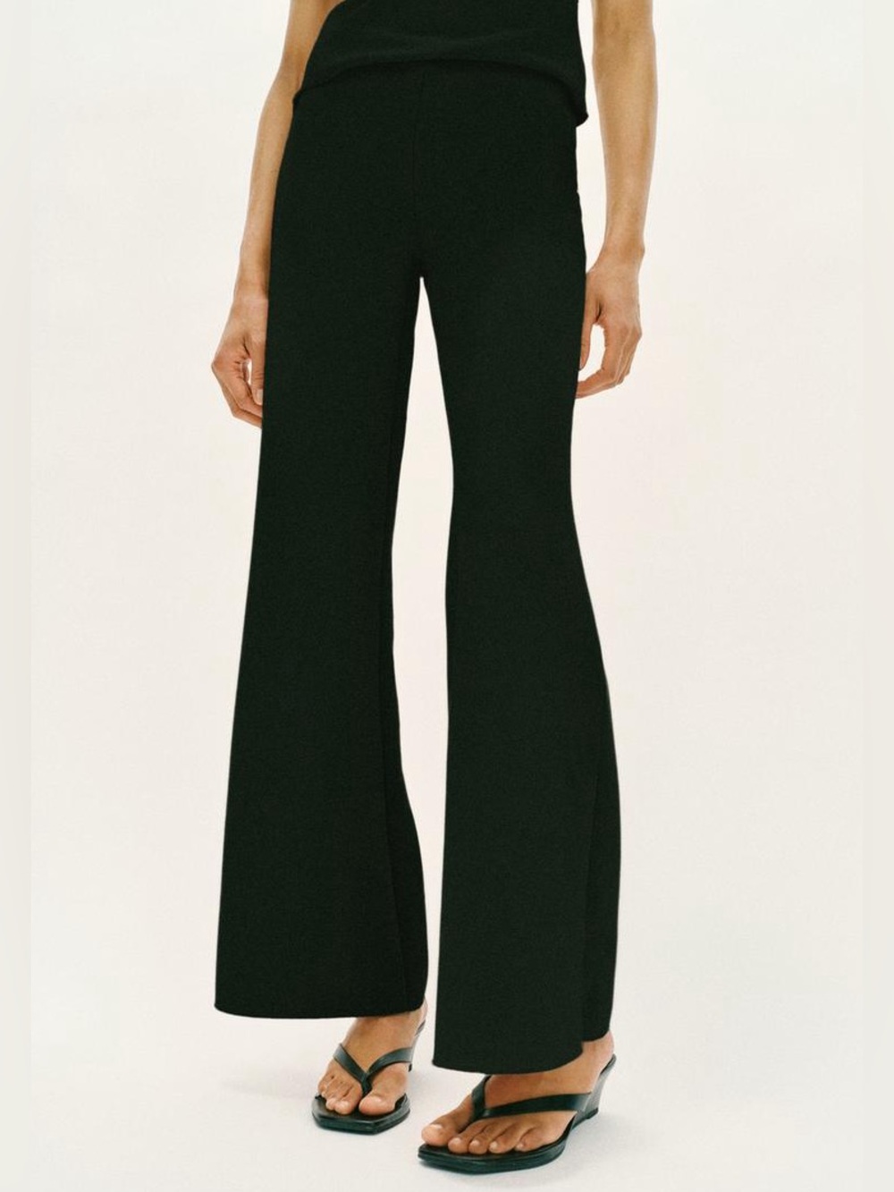 New Black Stretched Wide Pants